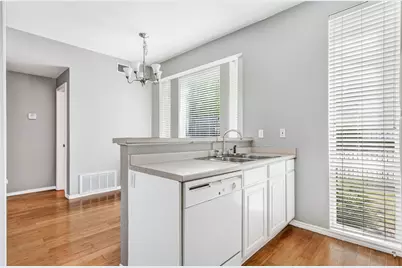 2002 N Fitzhugh Avenue #1, Dallas, TX 75204 - Photo 6