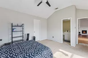 2903 Hunters Point Ln, Carrollton, TX 75007 - Photo 16