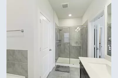 2813 Troutt Drive, Carrollton, TX 75010 - Photo 22