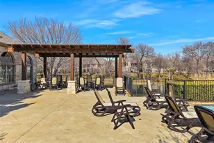 2813 Troutt Dr, Carrollton, TX 75010 - Photo 32