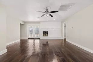 1000 La Villeta St, Mexia, TX 76667 - Photo 4