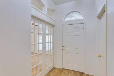 10837 Braemoor Drive, Fort Worth, TX 76052 - Photo 4