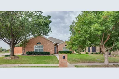 10837 Braemoor Drive, Fort Worth, TX 76052 - Photo 2