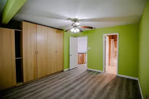 1500 Vancouver Dr, Arlington, TX 76012 - Photo 8