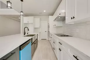 6810 Windward View Dr, Rowlett, TX 75088 - Photo 10