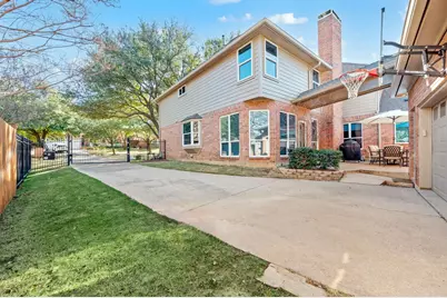 1093 Woodbriar Drive, Grapevine, TX 76051 - Photo 36