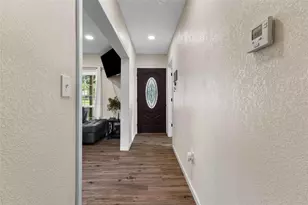 1126 W 7th St, McGregor, TX 76657 - Photo 6