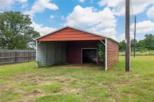 875 Cr221, Stephenville, TX 76401 - Photo 22