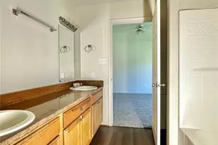 130 Sunburst Ct, Weatherford, TX 76087 - Photo 10