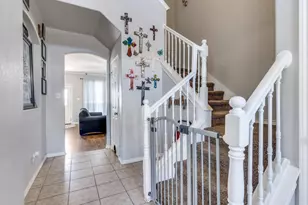 1121 Hidden Glen Ct, Burleson, TX 76028 - Photo 4