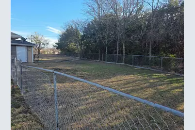 1745 Dynasty Circle, Glenn Heights, TX 75154 - Photo 12