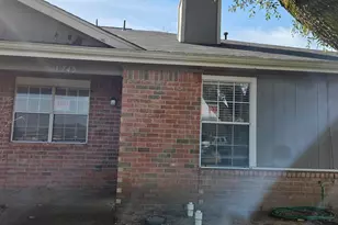 1745 Dynasty Cir, Glenn Heights, TX 75154 - Photo 18