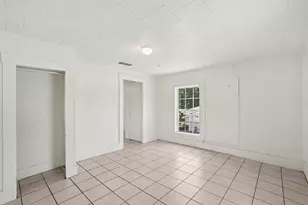 302 S Wood St, Cleburne, TX 76033 - Photo 30