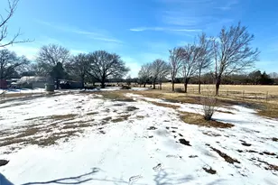 205 Co Rd 1135, Ravenna, TX 75476 - Photo 8