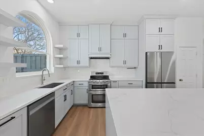 8405 Greenspoint Drive, Rowlett, TX 75088 - Photo 8