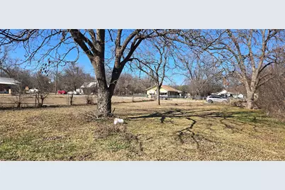 714 Potter Street, Gainesville, TX 76240 - Photo 4