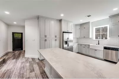 1013 Murphy Street, Gainesville, TX 76240 - Photo 4