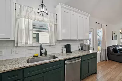 1607 E Terrell Avenue, Fort Worth, TX 76104 - Photo 12