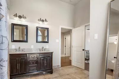 1901 N Port Court, Grapevine, TX 76051 - Photo 36