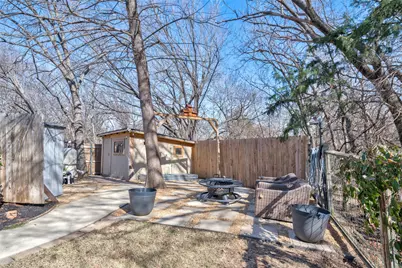 1901 N Port Court, Grapevine, TX 76051 - Photo 8