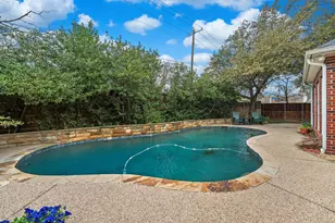 2400 Crest Park Dr, Arlington, TX 76006 - Photo 36