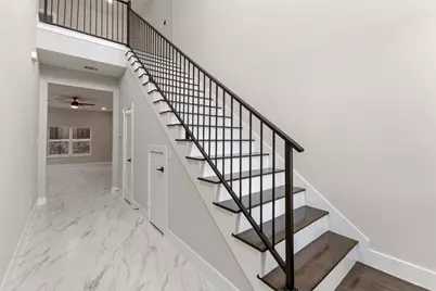 2378 Usman Drive, Irving, TX 75062 - Photo 4