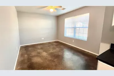 905 W 7th Street, Bonham, TX 75418 - Photo 2