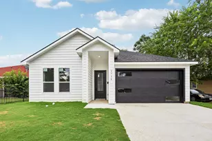 2716 E 12th St, Fort Worth, TX 76111 - Photo 1