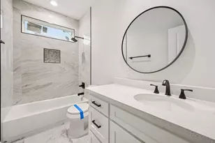 2716 E 12th St, Fort Worth, TX 76111 - Photo 18