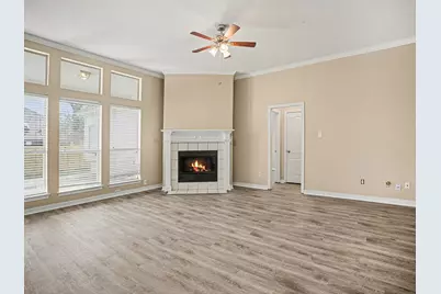 4915 Arborgate Drive, Arlington, TX 76017 - Photo 4