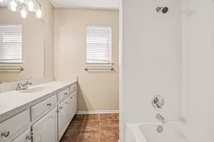 4915 Arborgate Dr, Arlington, TX 76017 - Photo 18