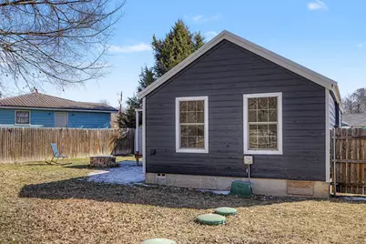 232 Spring Valley Circle, Azle, TX 76020 - Photo 32