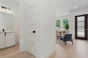 623 Parkview Ave, Dallas, TX 75223 - Photo 6