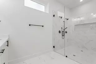 623 Parkview Ave, Dallas, TX 75223 - Photo 24