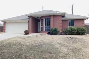 3919 Canton Ct, Denton, TX 76208 - Photo 2