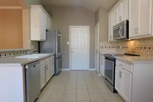 3919 Canton Ct, Denton, TX 76208 - Photo 10