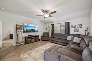 9328 Hill Topper Trl, Fort Worth, TX 76131 - Photo 14