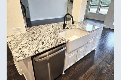 11704 Blackfoot Court, Godley, TX 76044 - Photo 8