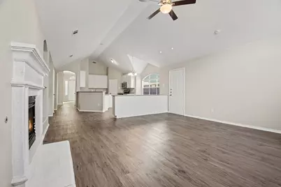 2900 Breckenridge Court, McKinney, TX 75070 - Photo 4