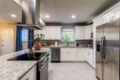 911 Rockwall Street, McKinney, TX 75069 - Photo 6