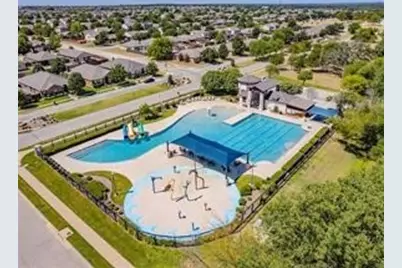 1004 Longhorn Drive, Aubrey, TX 76227 - Photo 36