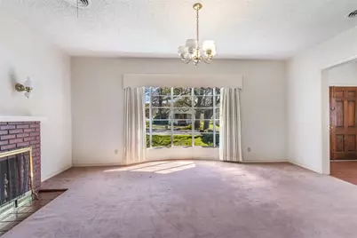 220 N Holly, Sherman, TX 75092 - Photo 6