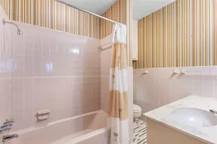 220 N Holly, Sherman, TX 75092 - Photo 22