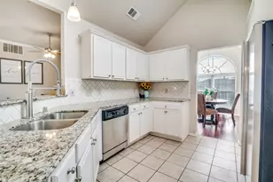 4201 Crystal Ln, Garland, TX 75043 - Photo 12