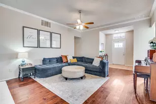 4201 Crystal Ln, Garland, TX 75043 - Photo 8