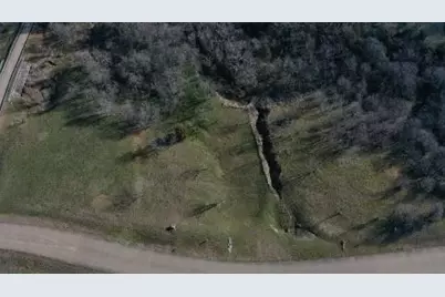 3036 Koscher Drive, Grand Prairie, TX 75104 - Photo 2