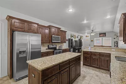 208 Lovers Path Drive, Springtown, TX 76082 - Photo 8