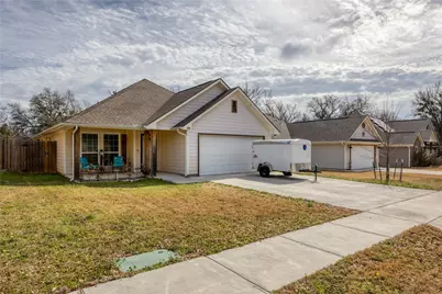 208 Lovers Path Drive, Springtown, TX 76082 - Photo 26