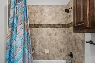 208 Lovers Path Dr, Springtown, TX 76082 - Photo 18