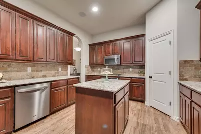 311 Covington Lane, Ovilla, TX 75154 - Photo 8